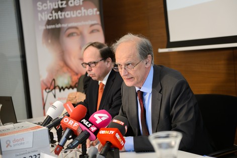 Die Initiator:innen beim Volksbegehren-Start